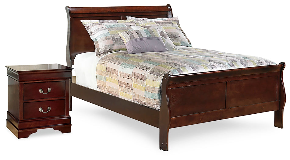 Alisdair Full Sleigh Bed and Nightstand