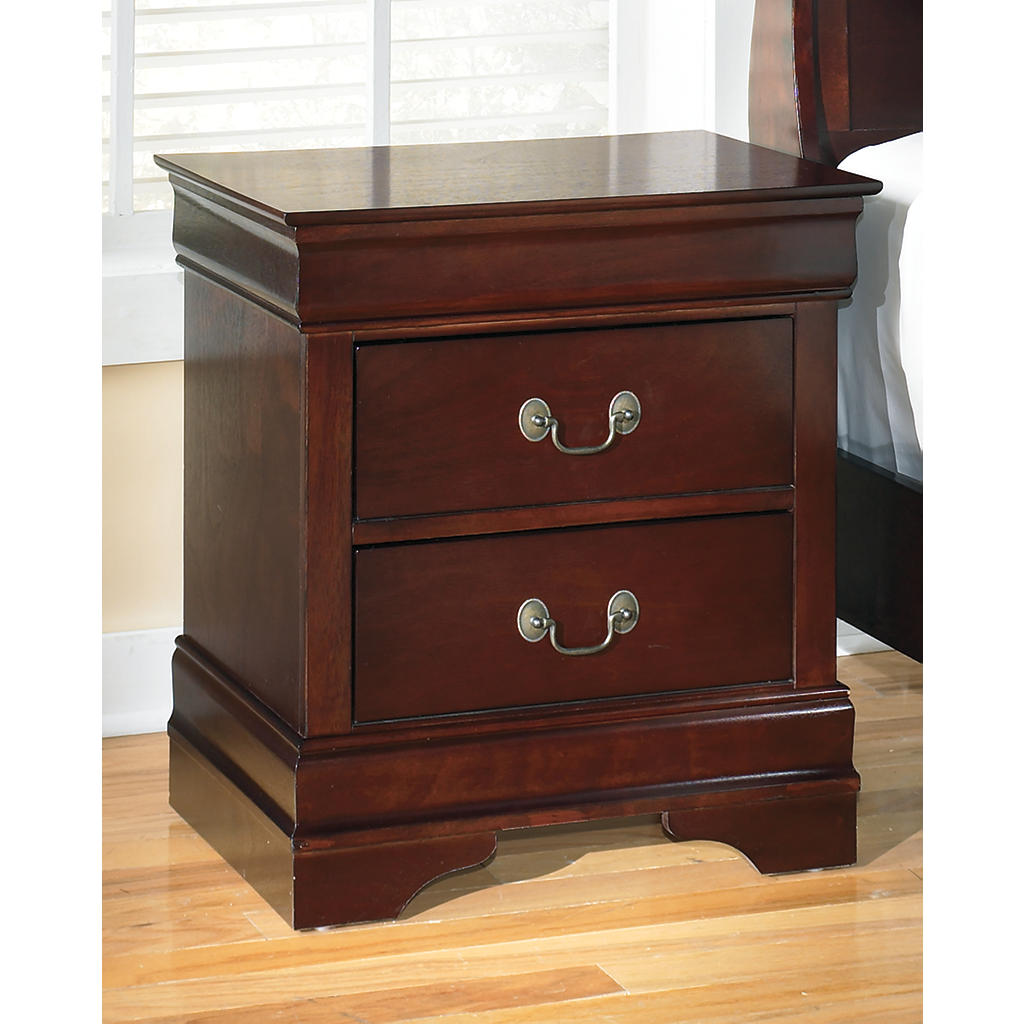Alisdair Queen Sleigh Bed and 2 Nightstands Signature Design by Ashley® Uncategorized