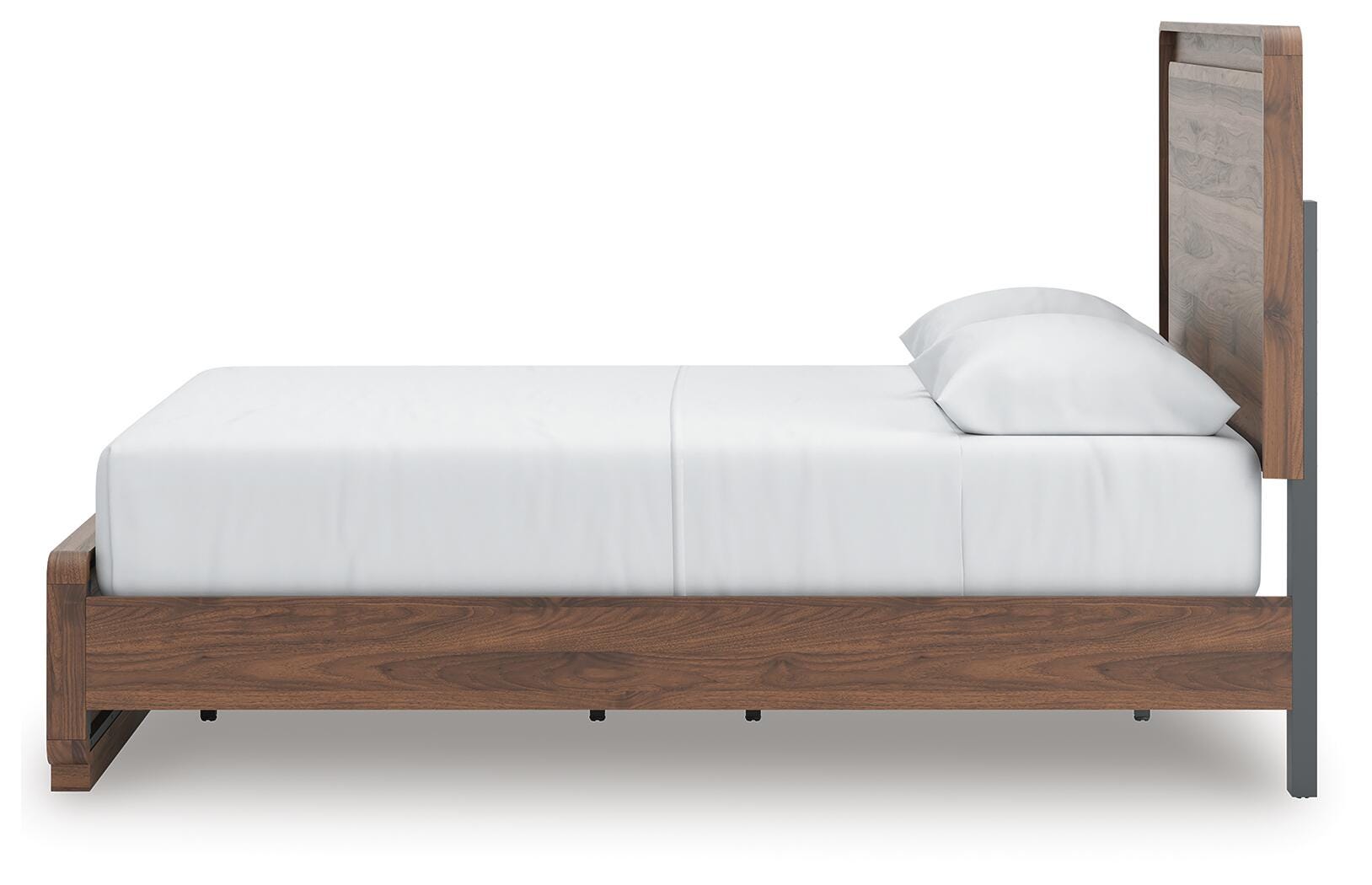 Fortlorn Queen Panel Bed and Dresser Signature Design by Ashley® Bedroom