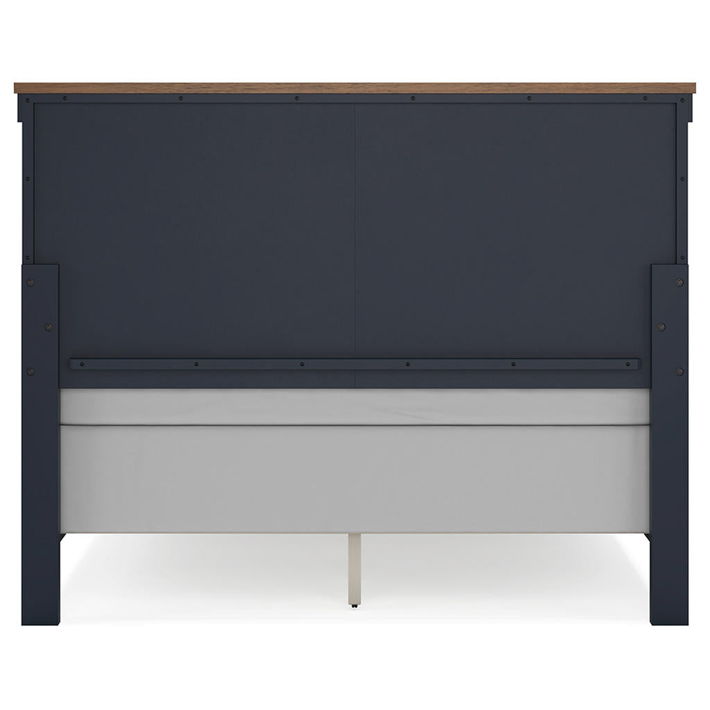 Landocken Queen Panel Headboard, Dresser and Mirror Signature Design by Ashley® Uncategorized