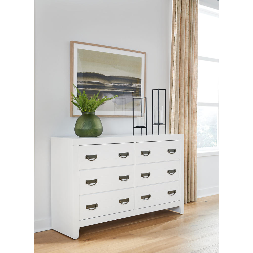 Binterglen Queen Panel Bed, Dresser and Nightstand Signature Design by Ashley® Uncategorized
