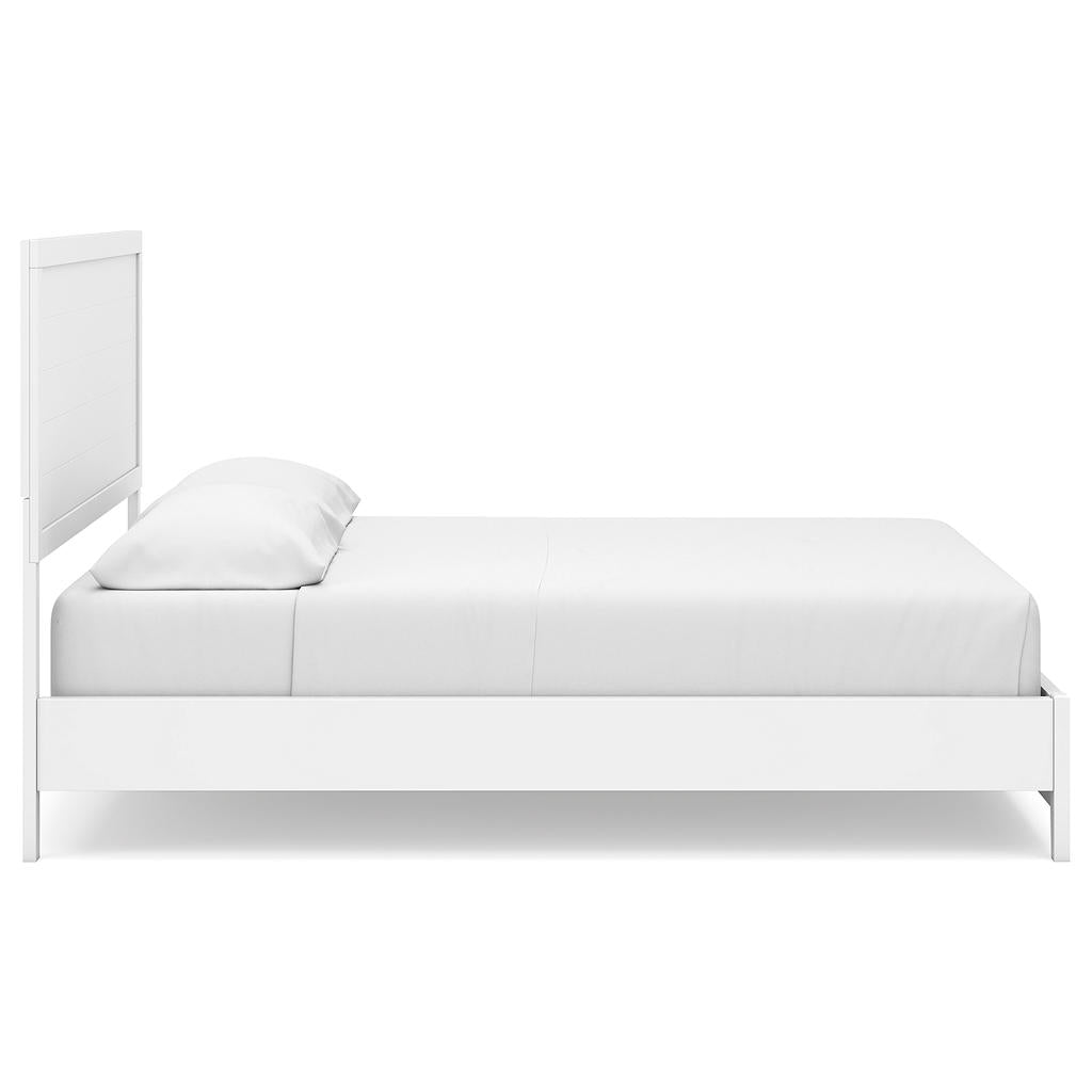 Binterglen California King Panel Bed, Dresser and Mirror Signature Design by Ashley® Uncategorized