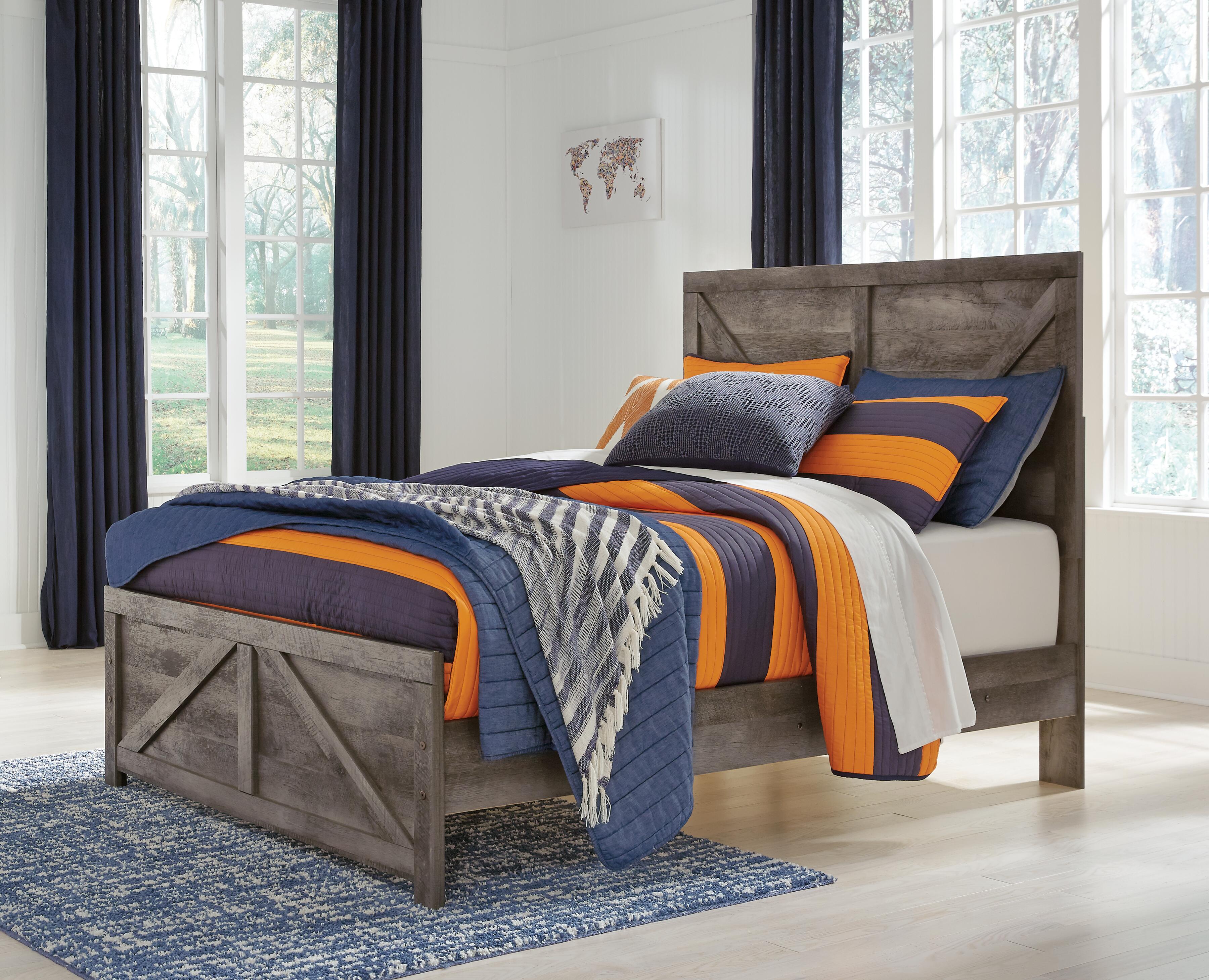 Wynnlow Full Crossbuck Panel Bed, Dresser and Mirror Signature Design by Ashley® Bedroom