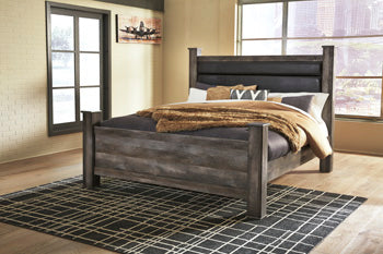 Wynnlow King Poster Bed Signature Design by Ashley® Bedroom