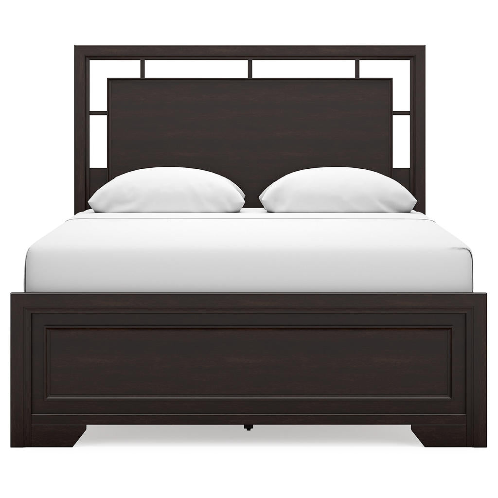 Covetown Queen Panel Bed, Dresser, Mirror and Nightstand Signature Design by Ashley® Uncategorized