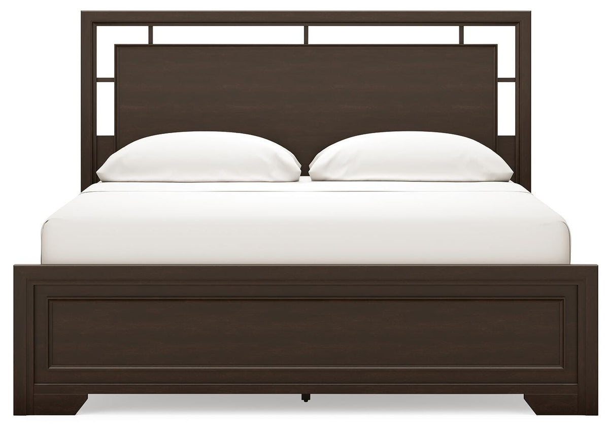 Covetown California King Panel Bed and 2 Nightstands