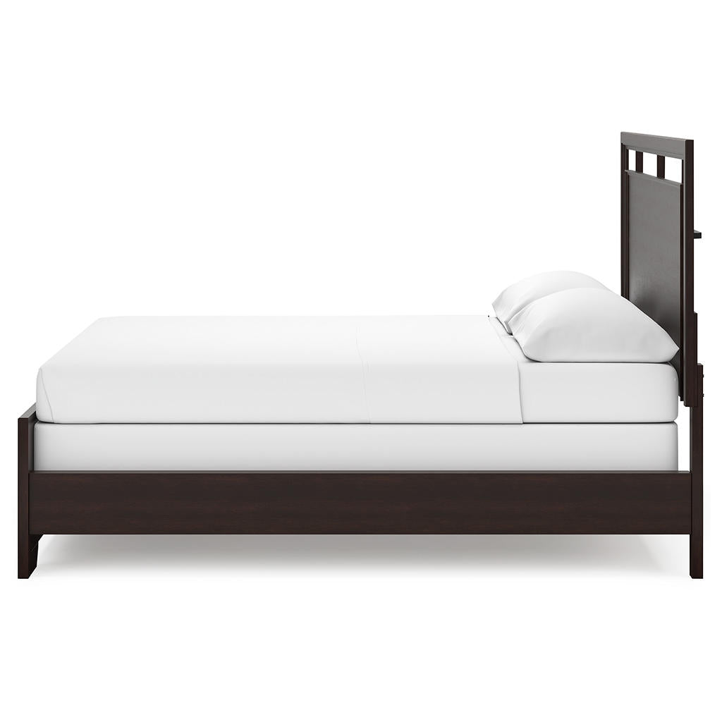 Covetown California King Panel Bed, Dresser and Mirror Signature Design by Ashley® Uncategorized