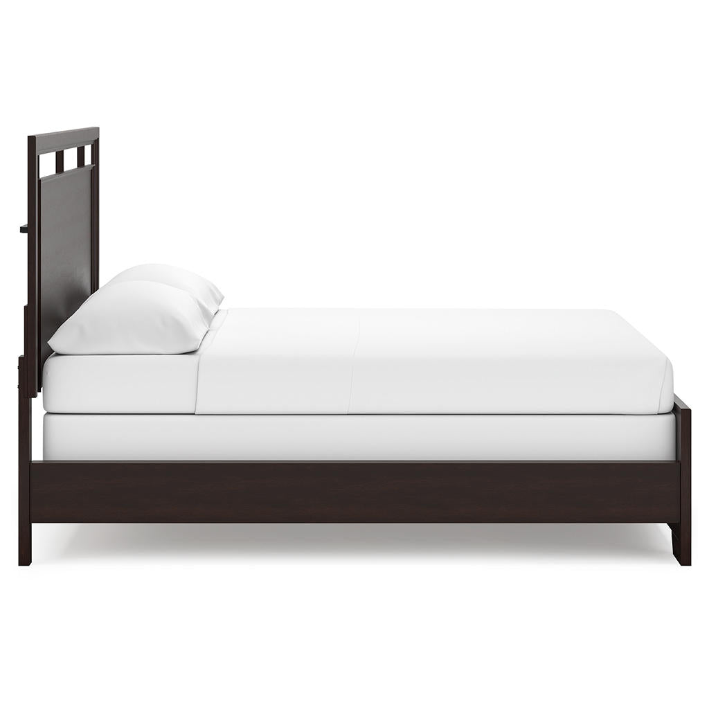 Covetown California King Panel Bed, Dresser and Mirror Signature Design by Ashley® Uncategorized