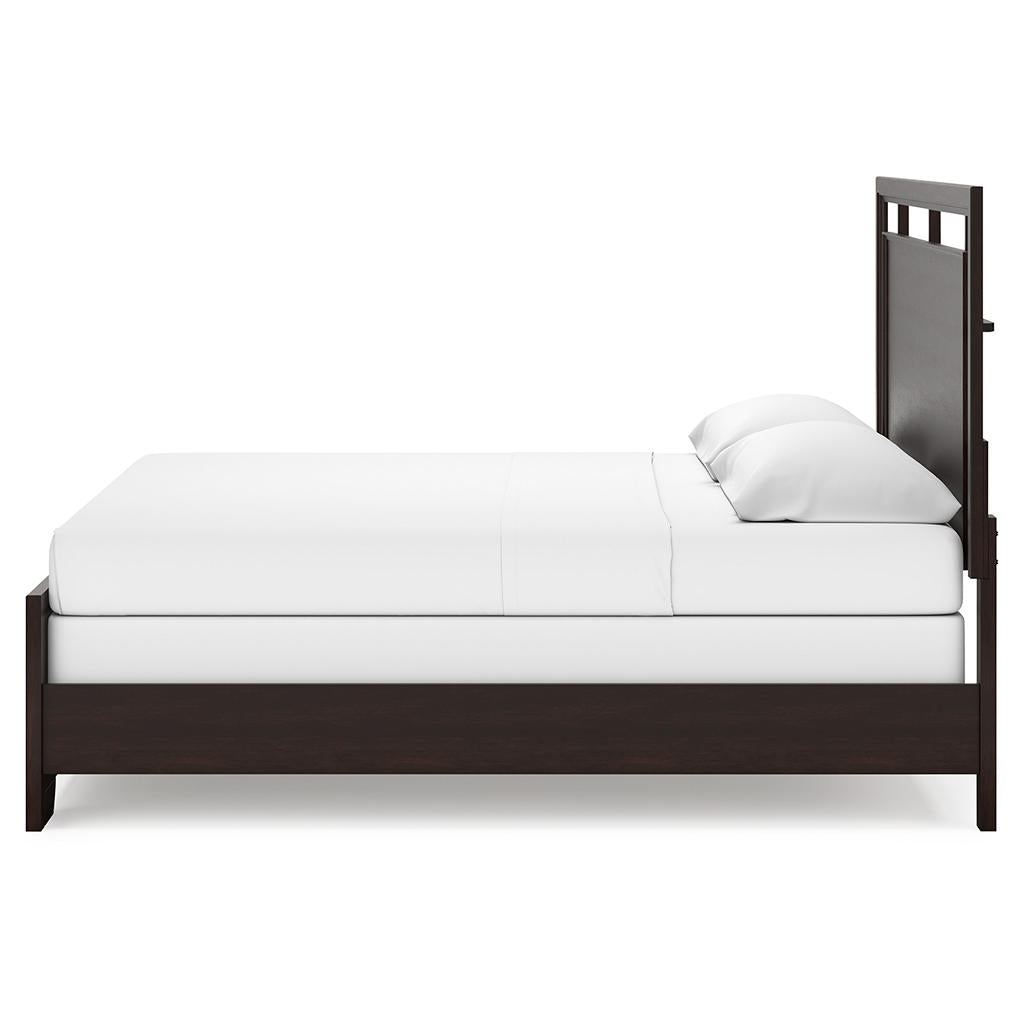 Covetown King Panel Bed, Dresser and Mirror Signature Design by Ashley® Uncategorized