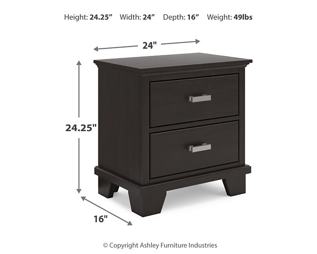 Covetown Queen Panel Bed, Dresser, Mirror and Nightstand