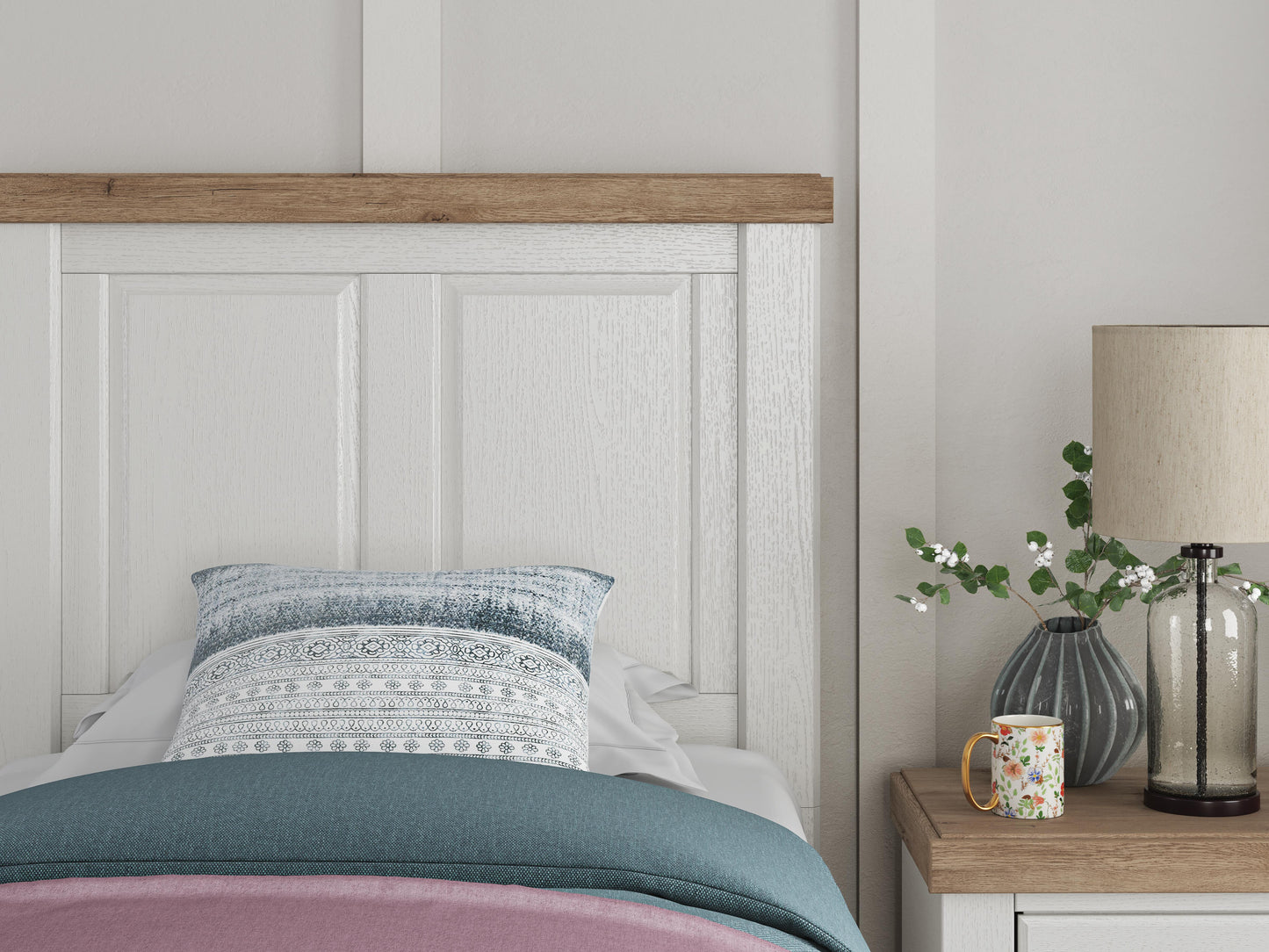 Savonport Twin Panel Bed