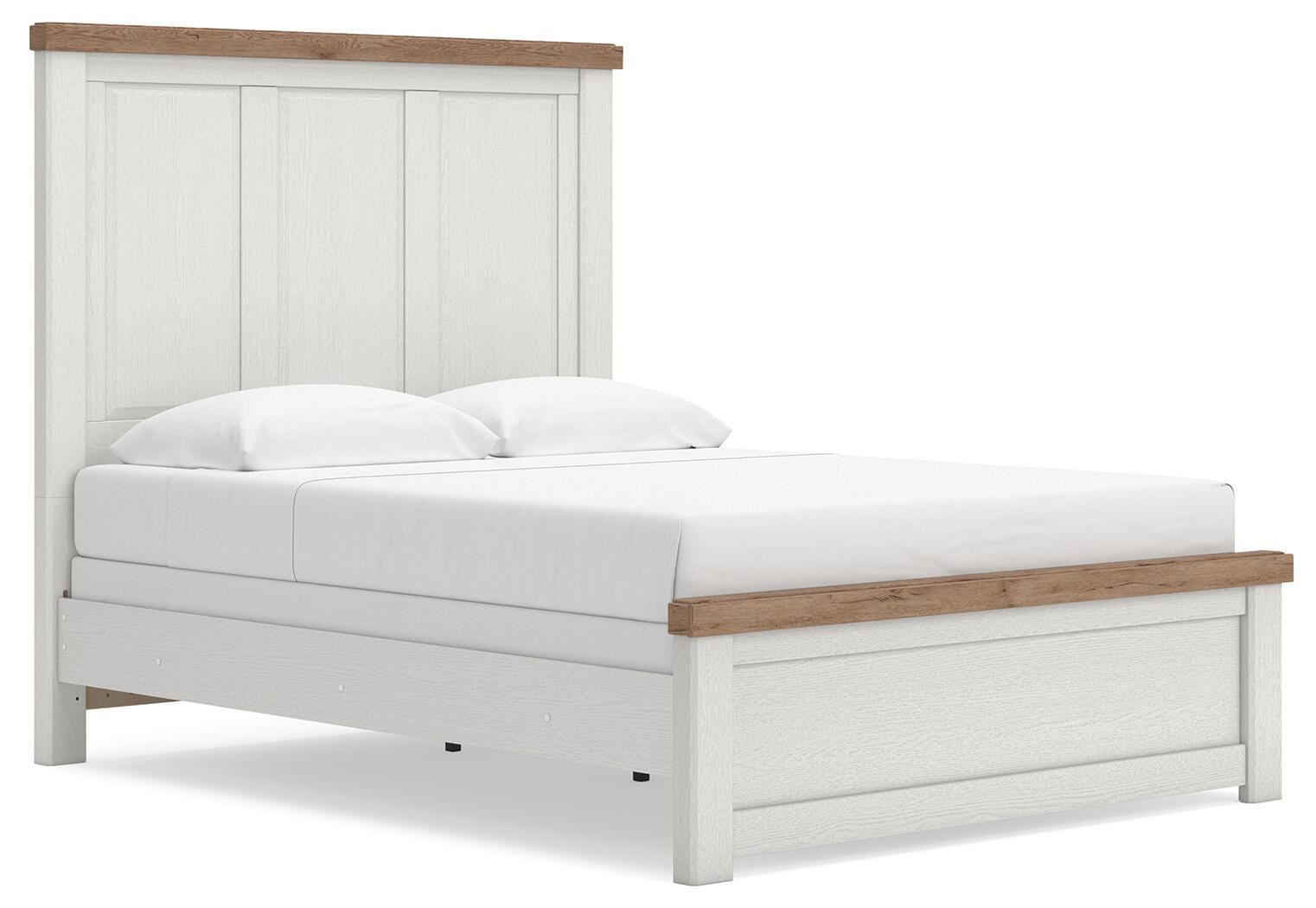 Savonport Queen Panel Bed, Dresser and Mirror — 3-Piece Set Benchcraft® Bedroom