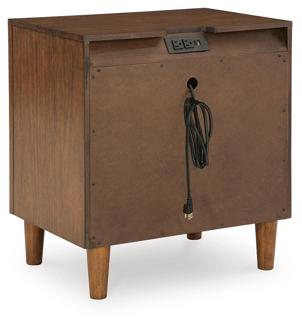 Lyncott Queen Upholstered Bed, Dresser, Mirror and 2 Nightstands