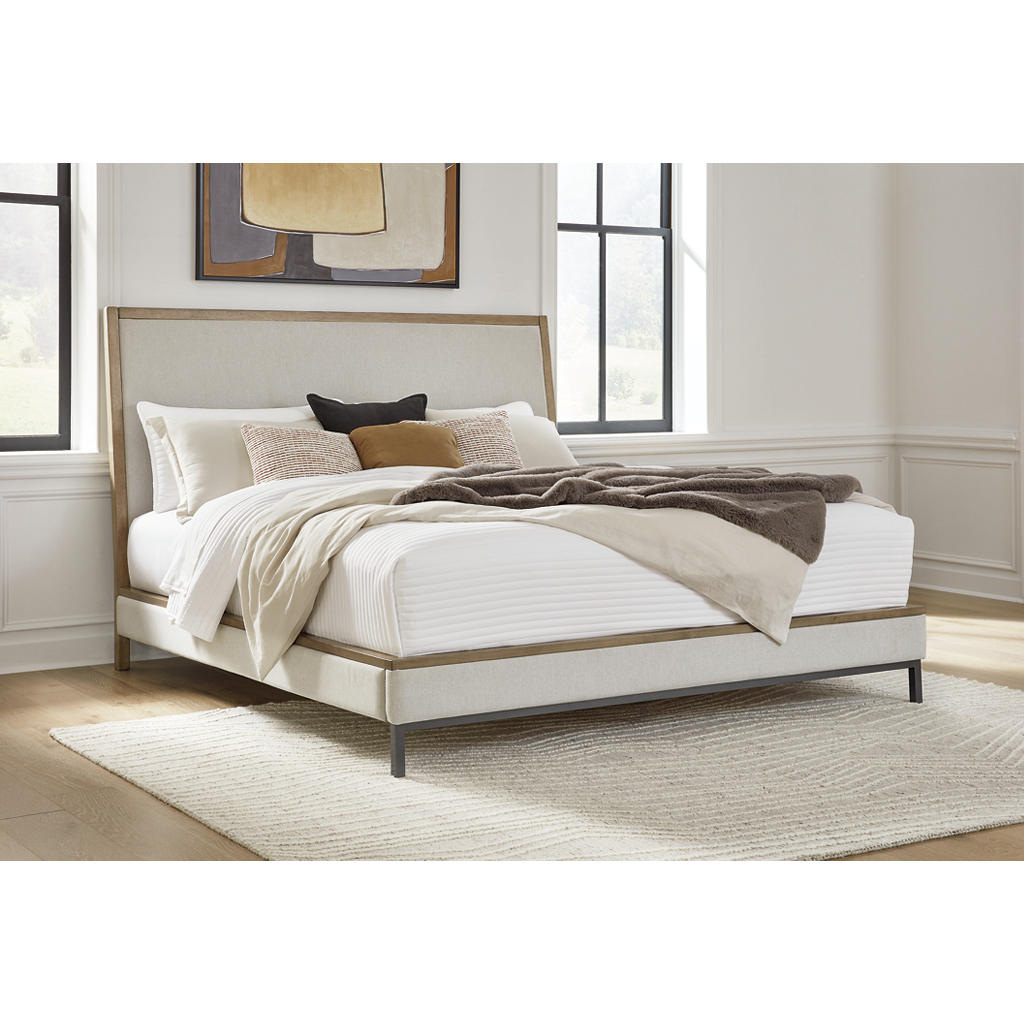 Tomtyn California King Upholstered Bed Benchcraft® Bedroom
