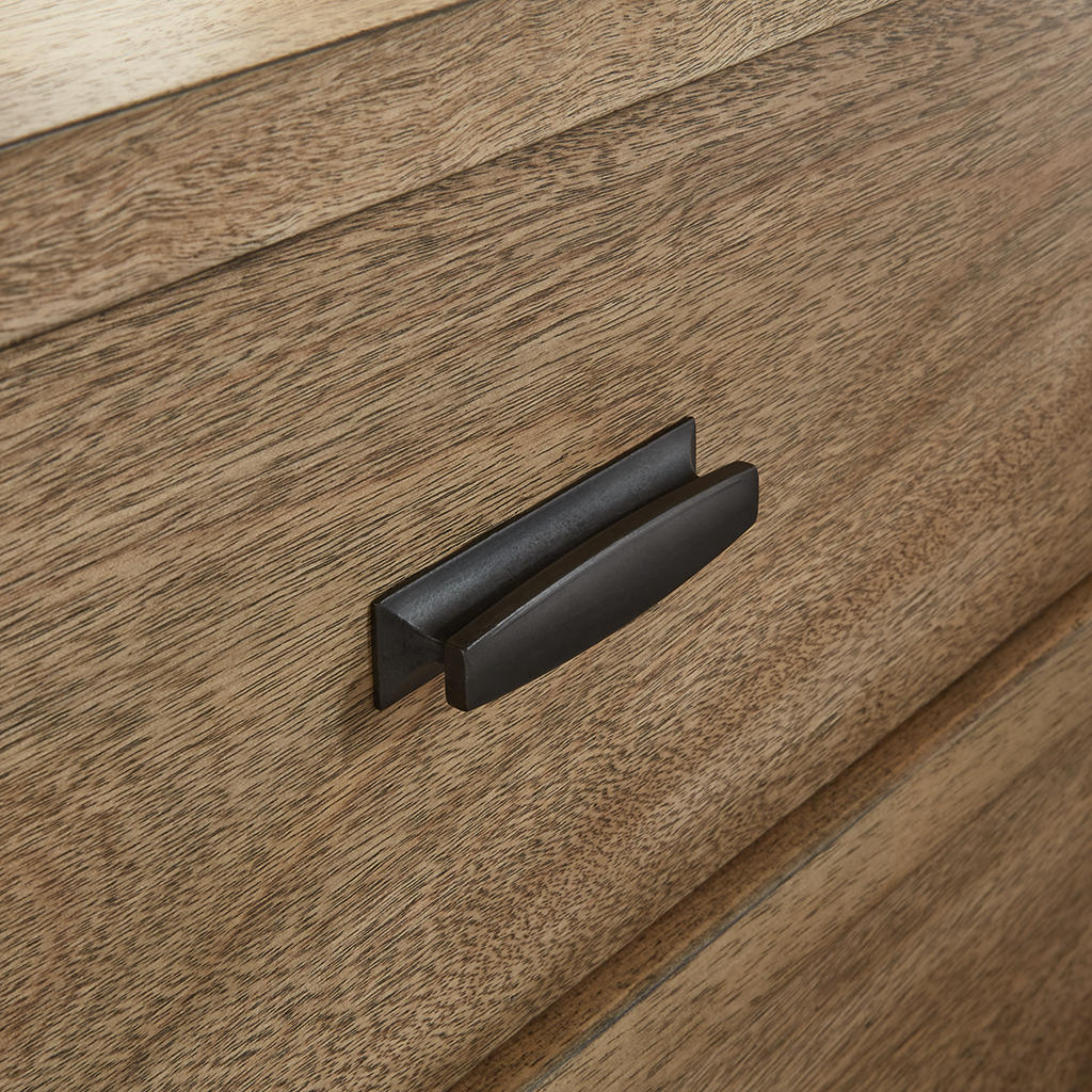 Tomtyn Dresser Benchcraft® Bedroom