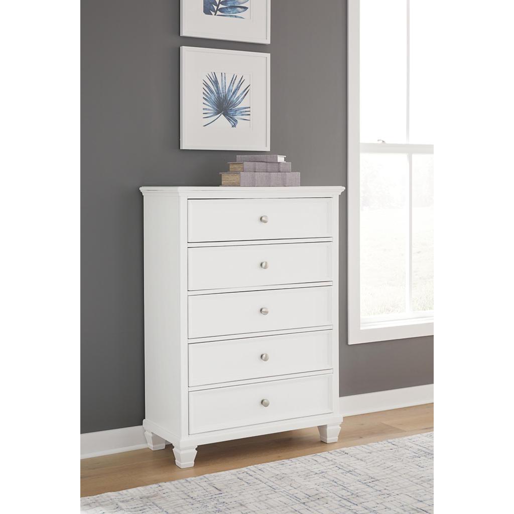 Fortman Chest of Drawers — White Signature Design by Ashley® Bedroom