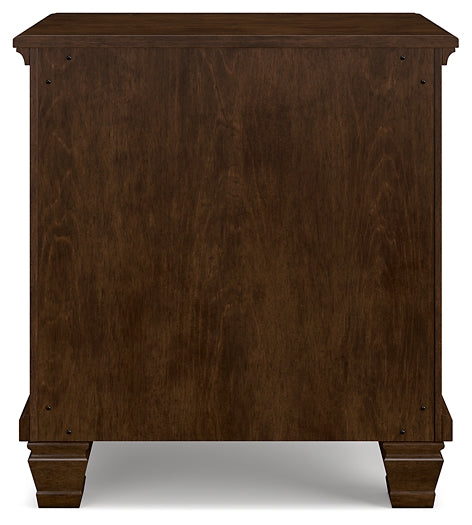 Danabrin King Panel Bed, Dresser, Mirror and Nightstand