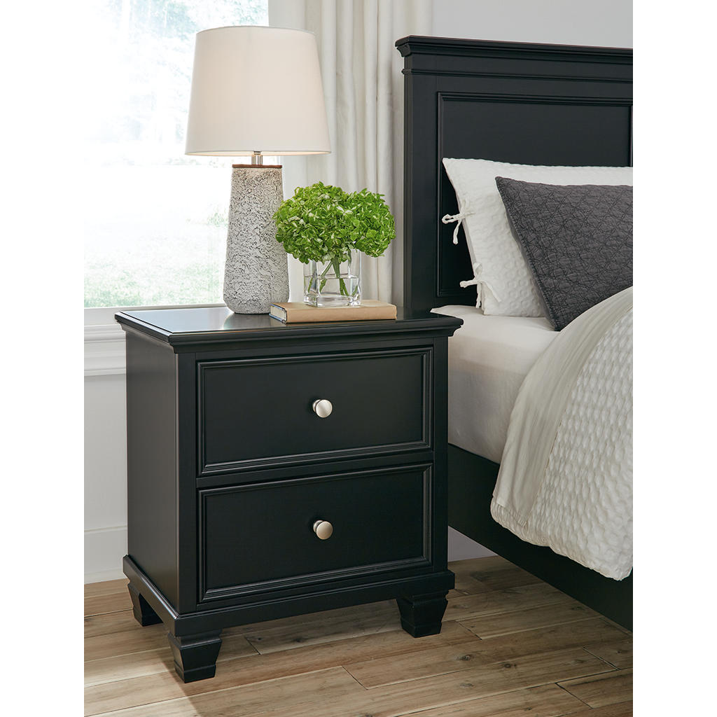 Lanolee Queen Panel Bed, Dresser, Mirror and Nightstand Signature Design by Ashley® Uncategorized