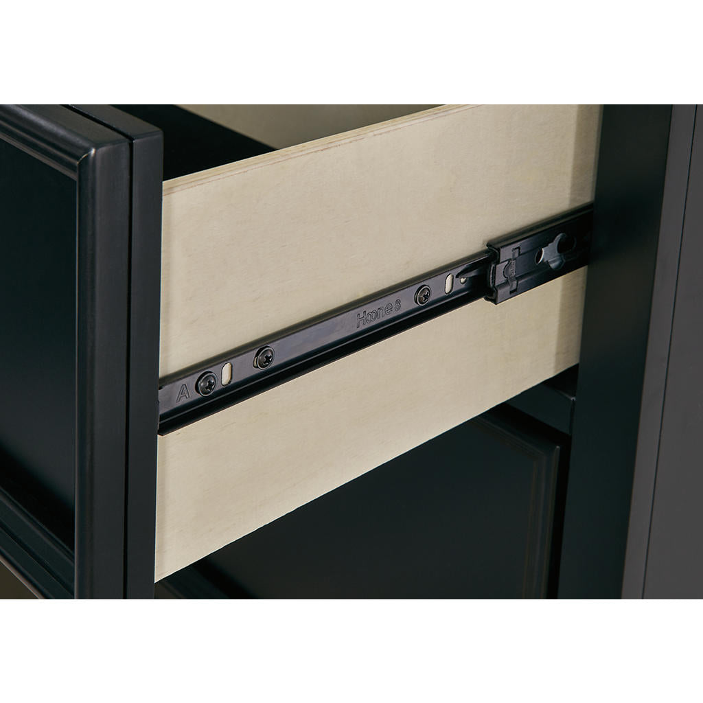 Lanolee Full Panel Bed and Chest Signature Design by Ashley® Uncategorized