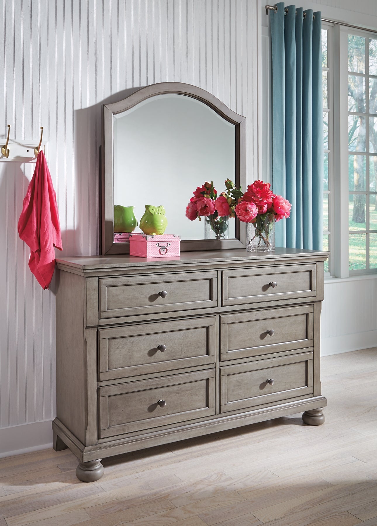 Lettner Dresser and Mirror