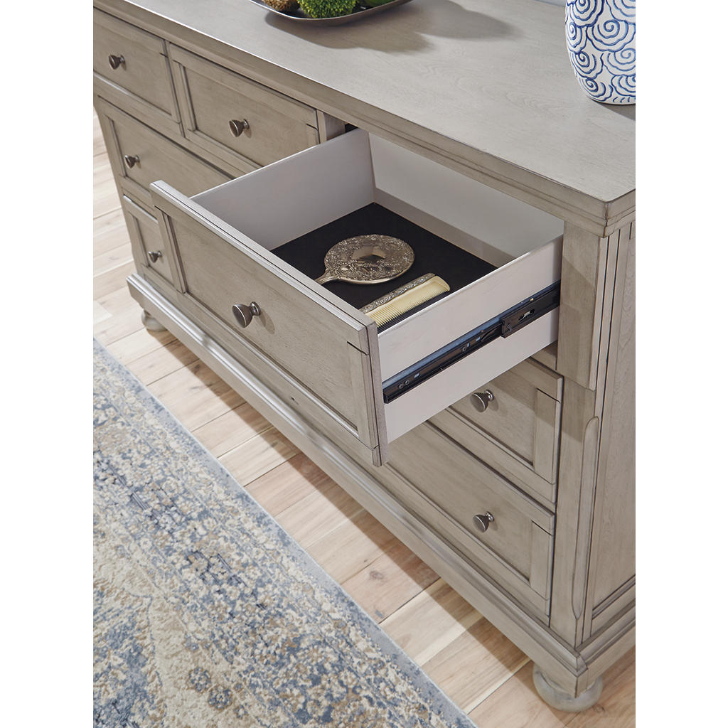 Lettner Queen Panel Bed, Dresser, and Nightstand Signature Design by Ashley® Uncategorized