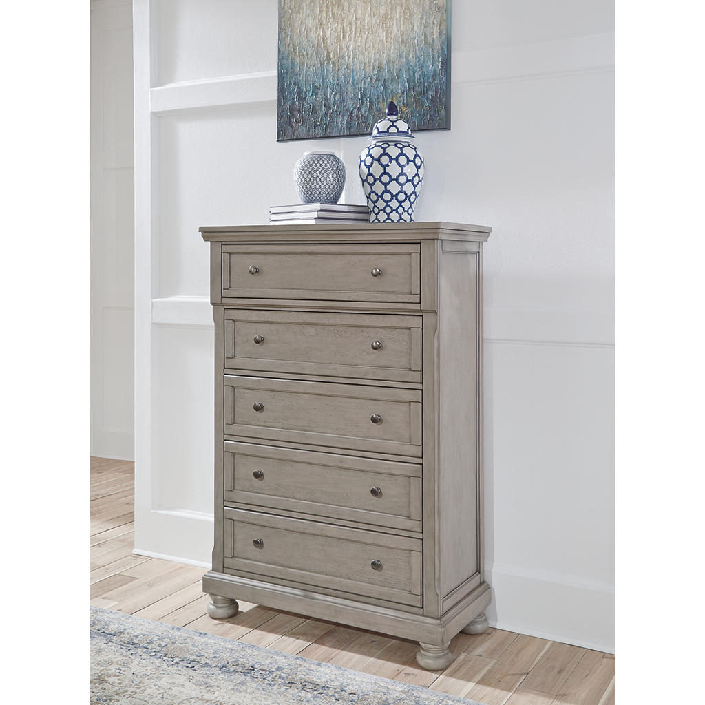 Lettner California King Panel Bed, Dresser, Chest and 2 Nightstands Signature Design by Ashley® Uncategorized