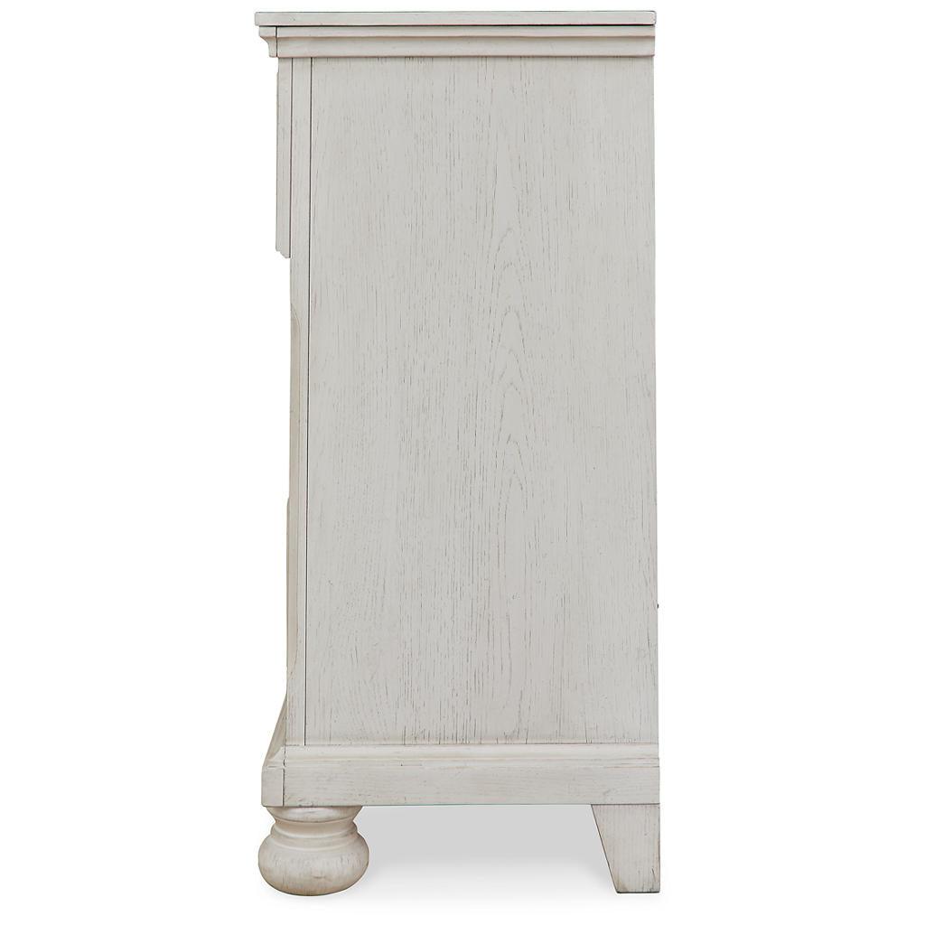 Robbinsdale Dresser — 6 Drawers, Felt-Lined Uppers Signature Design by Ashley® Bedroom