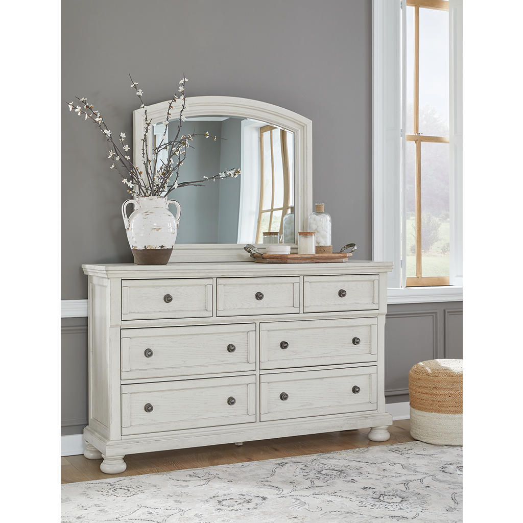 Robbinsdale King Panel Bed, Dresser, Mirror, Chest and 2 Nightstands Signature Design by Ashley® Uncategorized