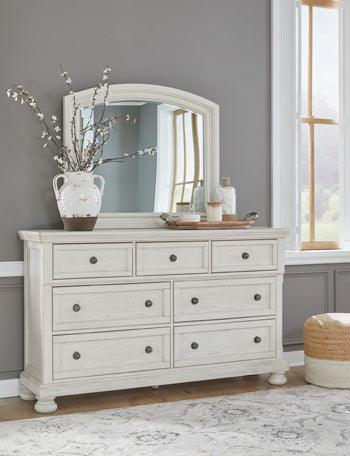 Robbinsdale Dresser and Mirror Set — 7 Drawers Signature Design by Ashley® Bedroom