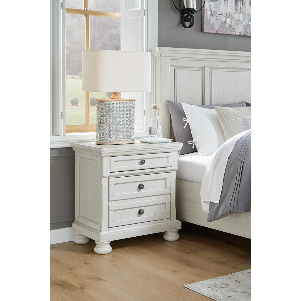 Robbinsdale Queen Panel Bed, Dresser, Mirror and Nightstand Signature Design by Ashley® Uncategorized