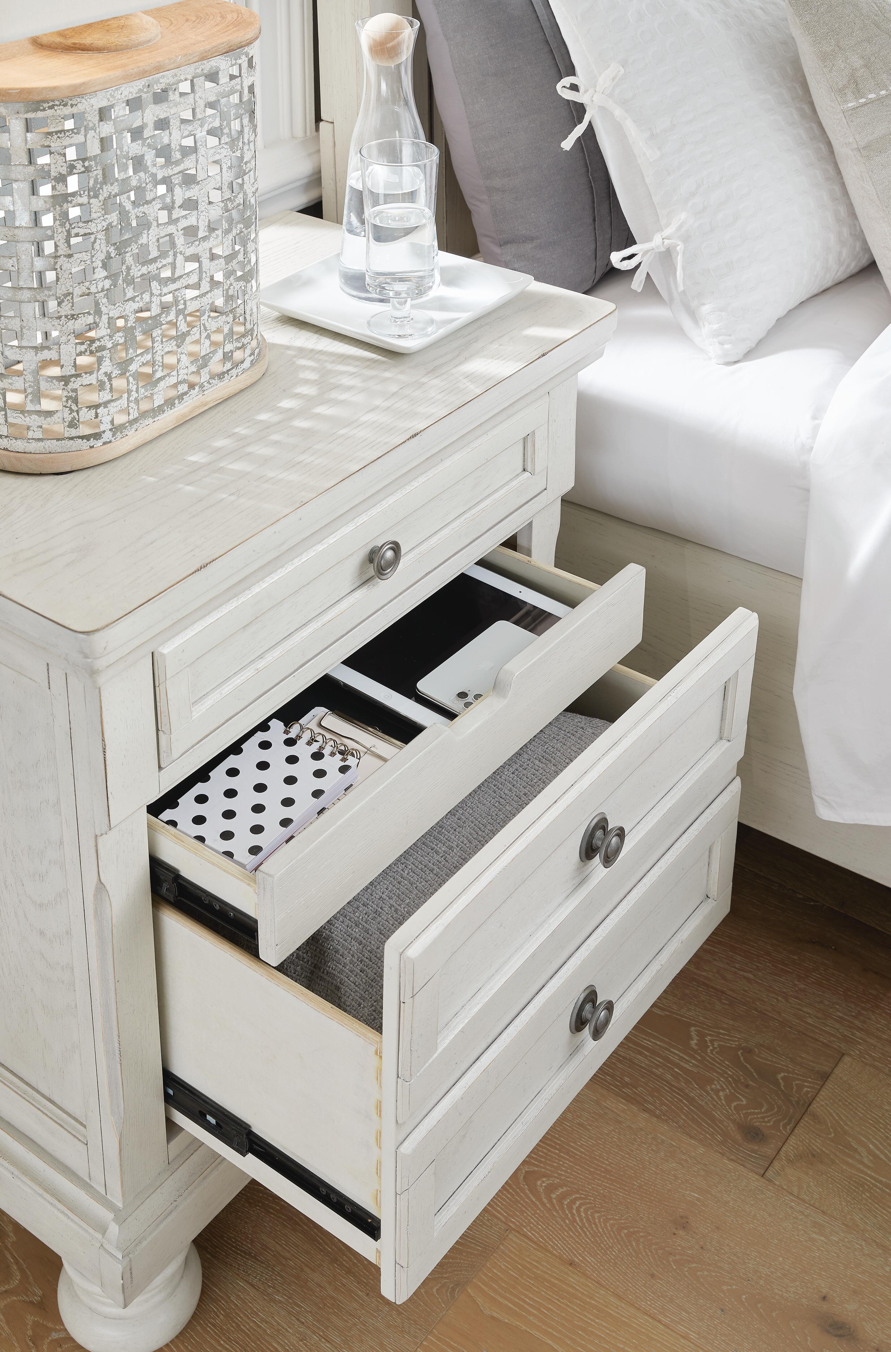 Robbinsdale Full Sleigh Storage Bed, Chest and Nightstand Signature Design by Ashley® Bedroom