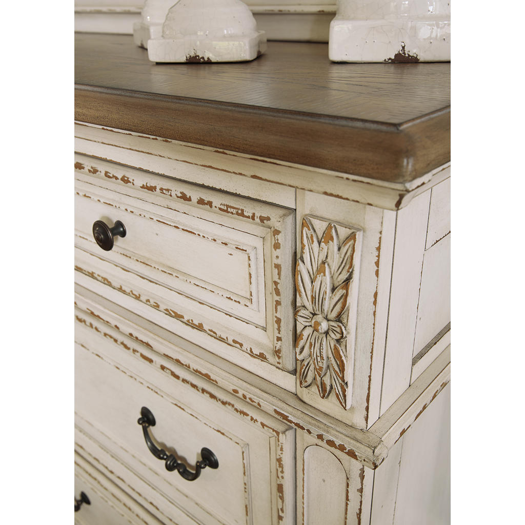 Realyn Queen Upholstered Panel Bed, Dresser and 2 Nightstands Signature Design by Ashley® Uncategorized