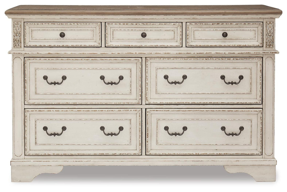 Realyn King Upholstered Sleigh Bed, Dresser and 2 Nightstands Signature Design by Ashley® Bedroom