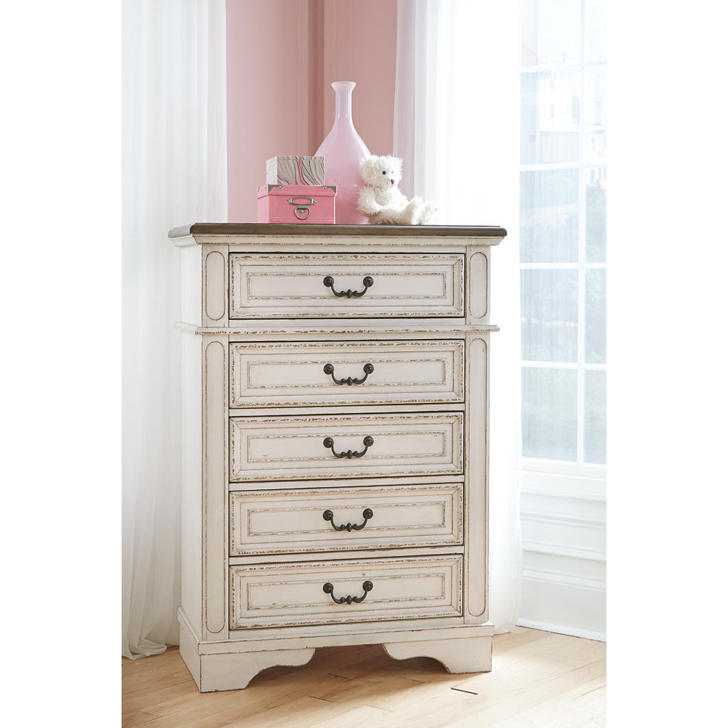 Realyn Full Upholstered Panel Bed, Dresser, Mirror, Chest and 2 Nightstands Signature Design by Ashley® Uncategorized