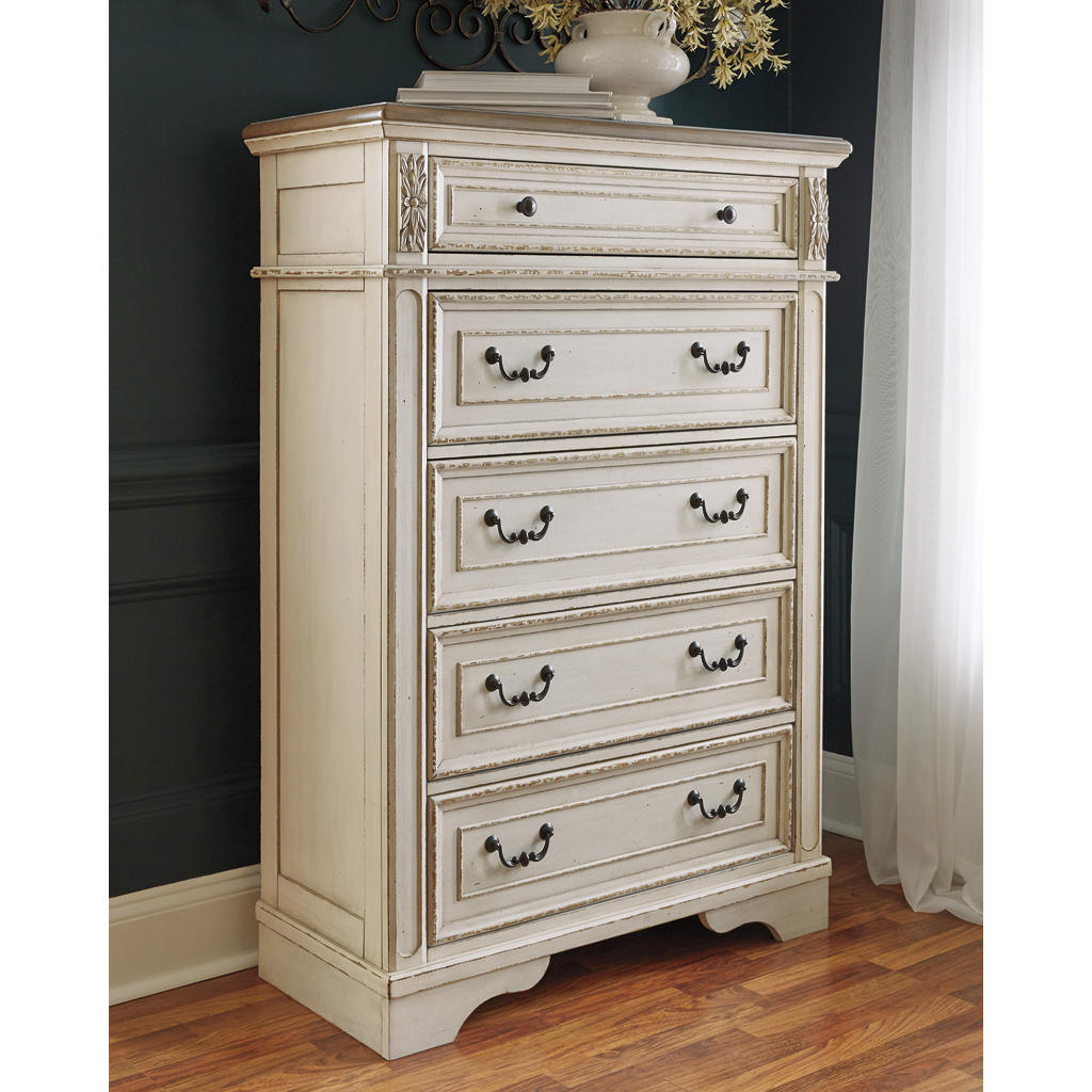 Realyn King Panel Bed, Vanity, Chest and 2 Nightstands Signature Design by Ashley® Uncategorized