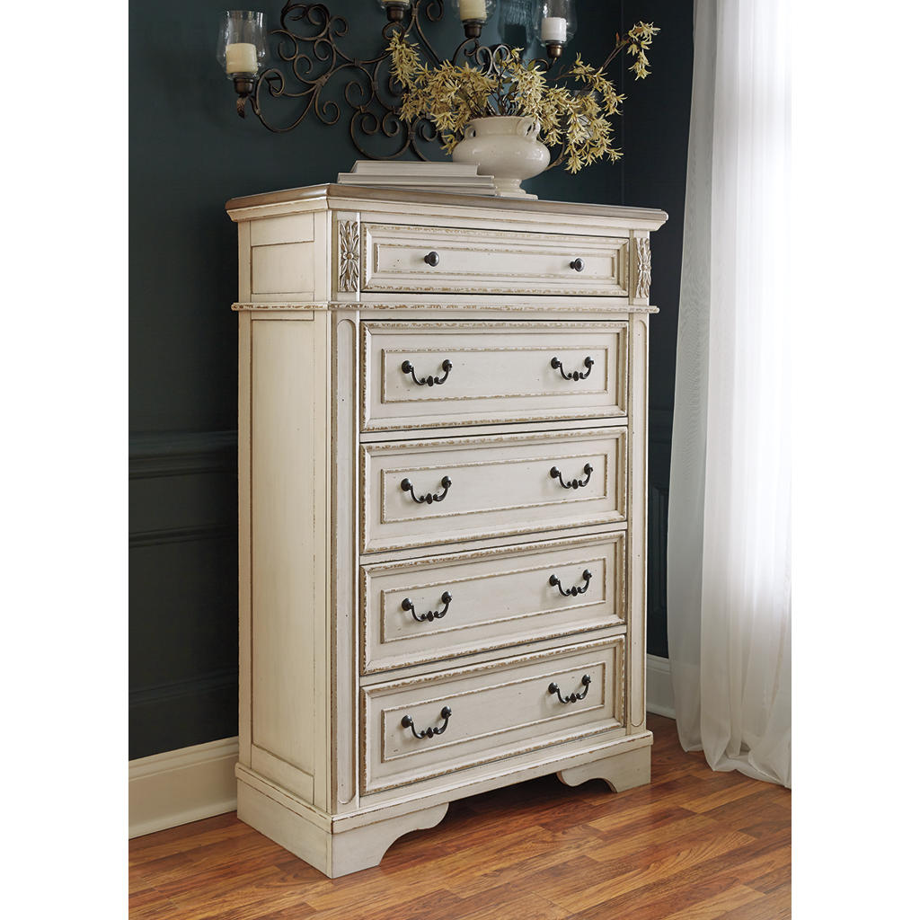 Realyn King Storage Bed, Dresser, Chest and 2 Nightstands Signature Design by Ashley® Uncategorized
