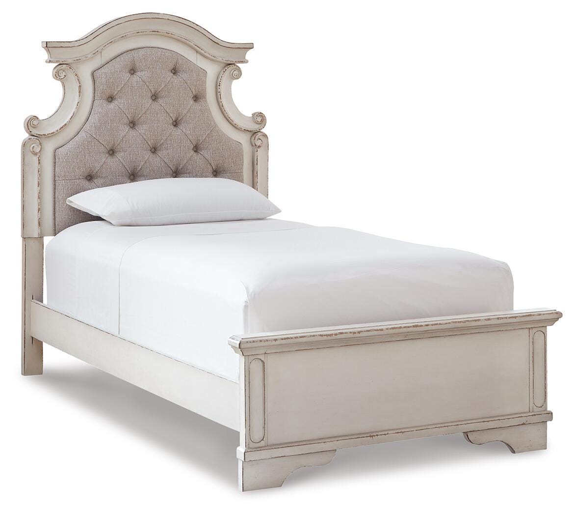 Realyn Twin Panel Bed, Chest and Nightstand