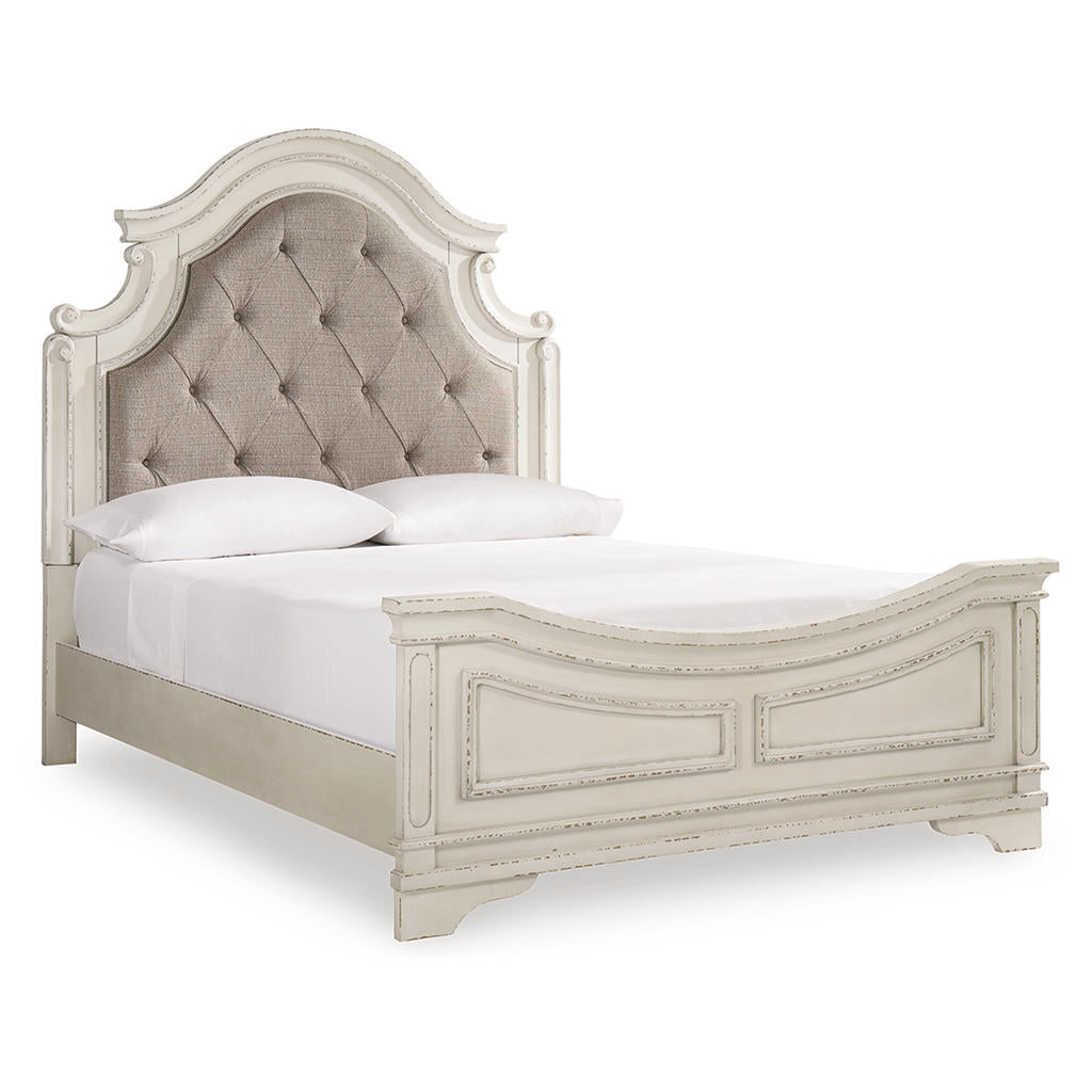 Realyn Queen Panel Bed and Dresser Signature Design by Ashley® Uncategorized