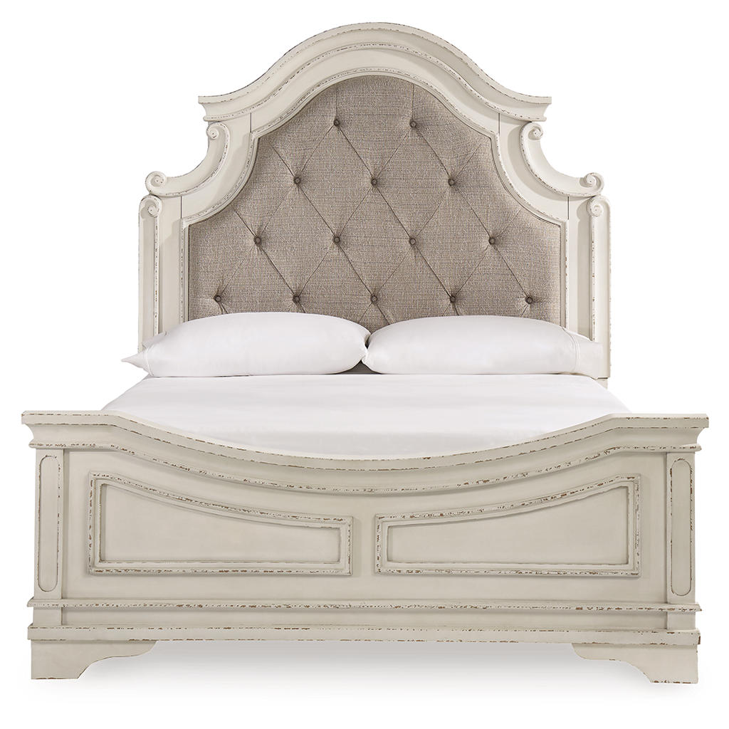 Realyn Queen Panel Bed and Dresser Signature Design by Ashley® Uncategorized