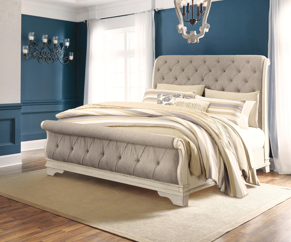 Realyn King Upholstered Sleigh Bed, Dresser and 2 Nightstands Signature Design by Ashley® Bedroom