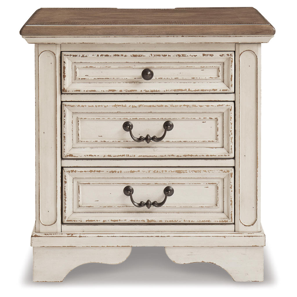 Realyn King Panel Bed, Vanity, Chest and 2 Nightstands Signature Design by Ashley® Uncategorized