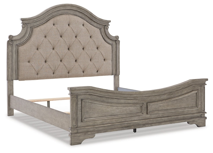 Lodenbay California King Panel Bed