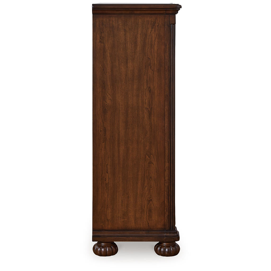 Lavinton Queen Poster Bed, Dresser, Mirror, Chest and Nightstand Signature Design by Ashley® Uncategorized