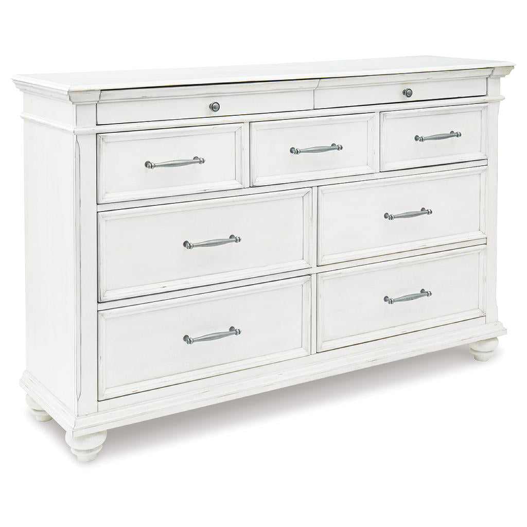 Kanwyn Dresser Benchcraft® Bedroom