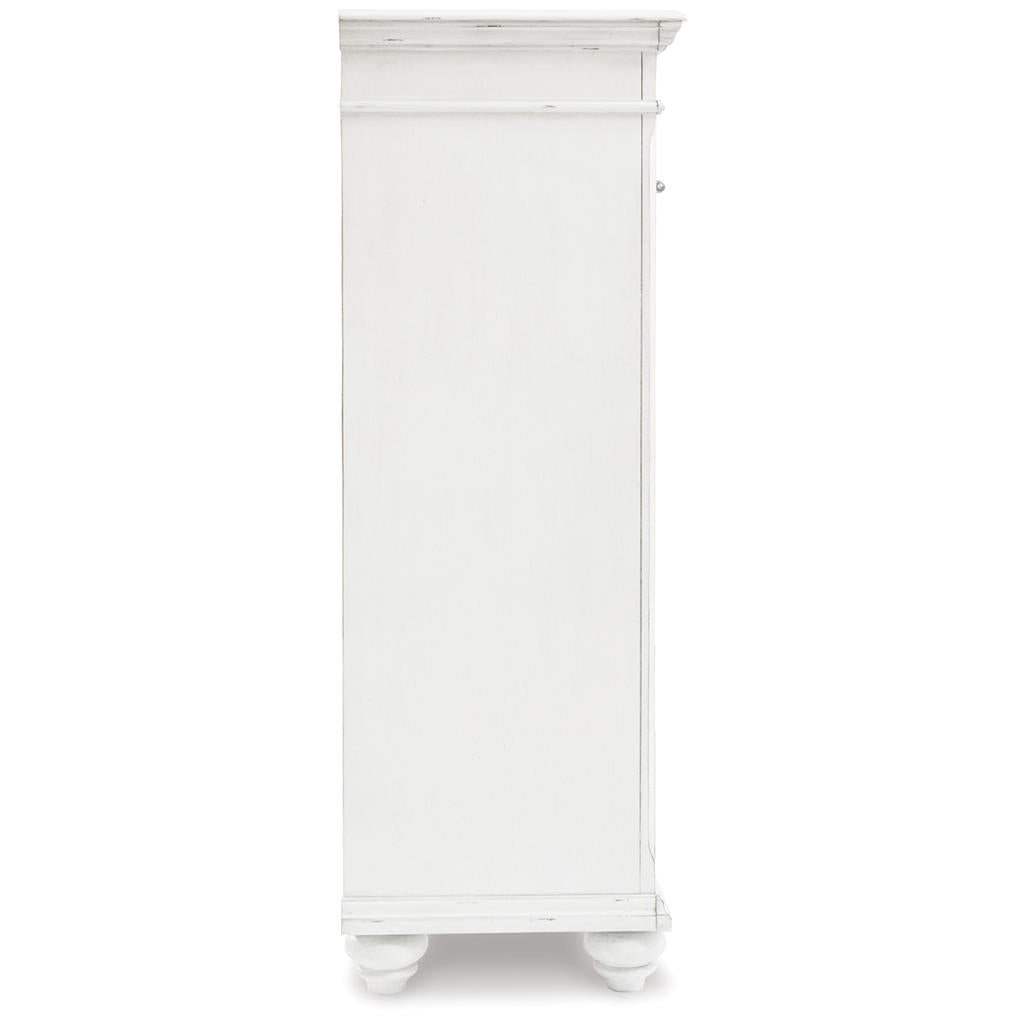 Kanwyn King Panel Storage Bed, Chest and Nightstand Benchcraft® Uncategorized