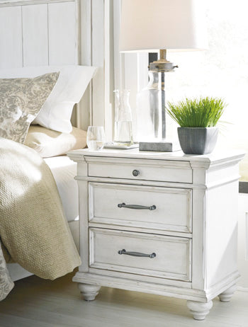 Kanwyn Nightstand Benchcraft® Bedroom