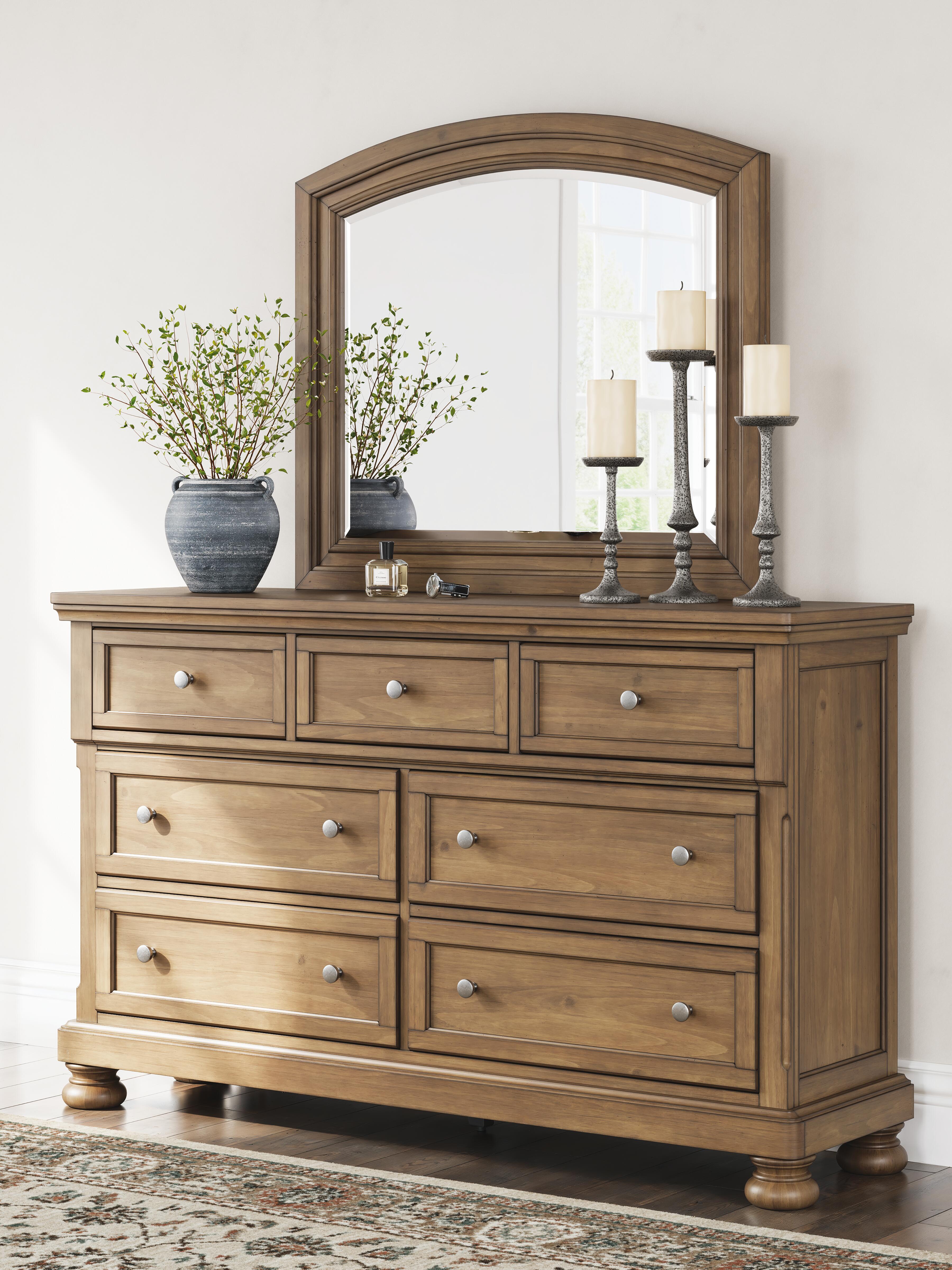 Feddinger Queen Panel Bed 7-Piece Set — Chest, 2 Nightstands Signature Design by Ashley® Bedroom