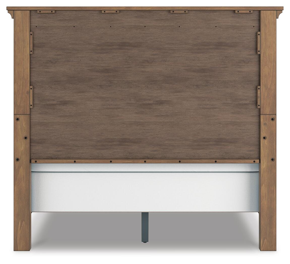 Feddinger Queen Panel Bed 7-Piece Set — Chest, 2 Nightstands Signature Design by Ashley® Bedroom