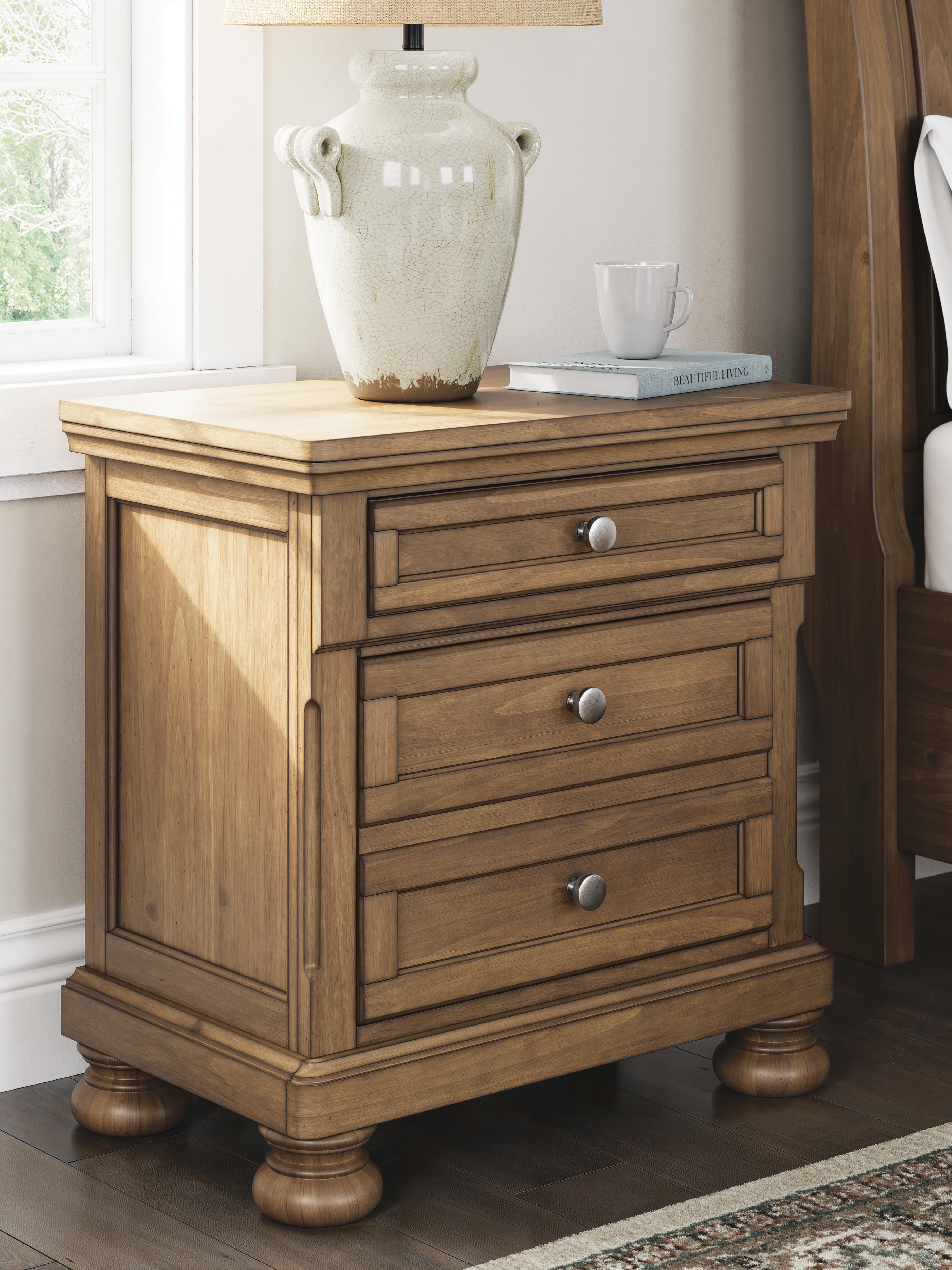 Feddinger Queen Panel Bed 7-Piece Set — Chest, 2 Nightstands Signature Design by Ashley® Bedroom