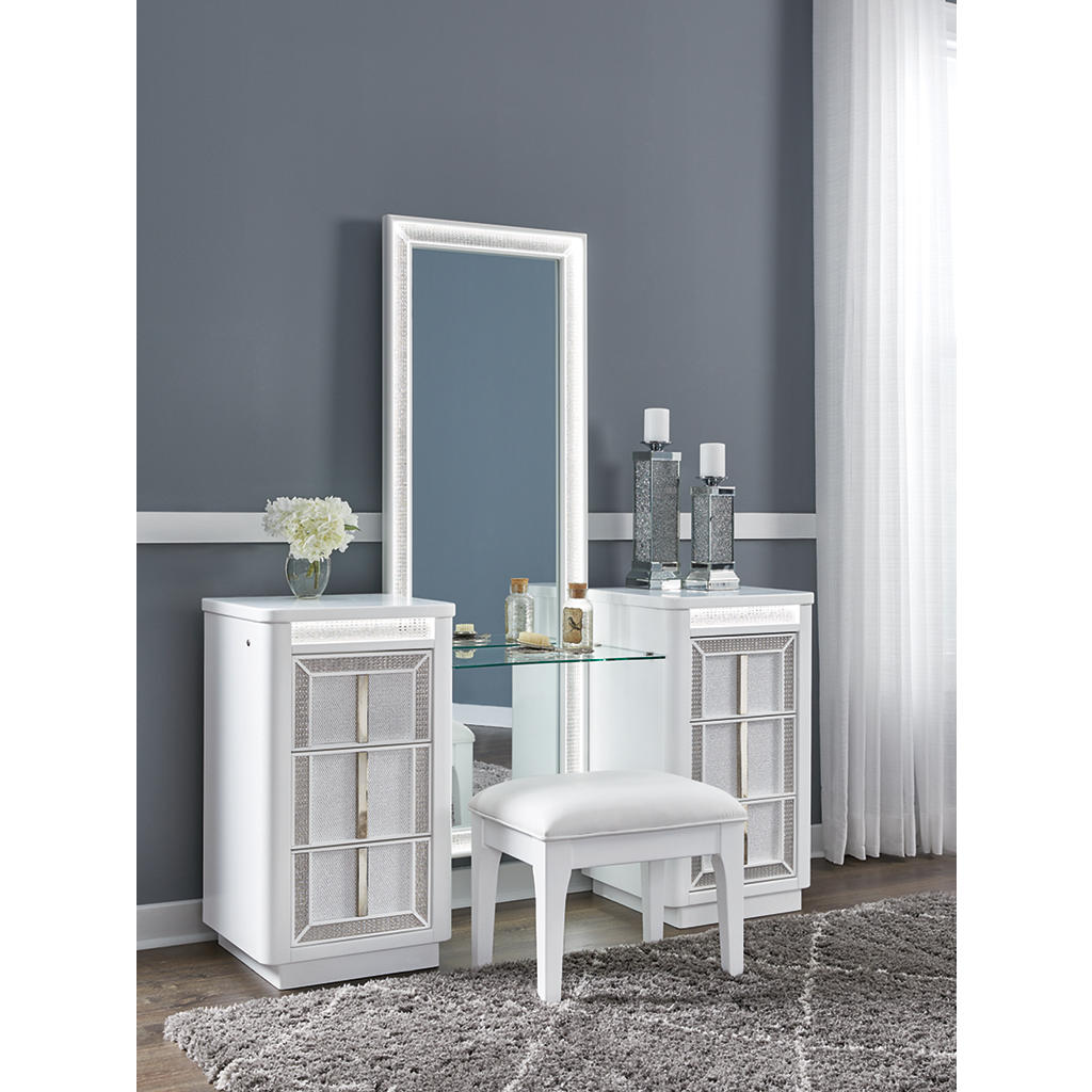 Chalanna Vanity with Mirror Signature Design by Ashley® Bedroom